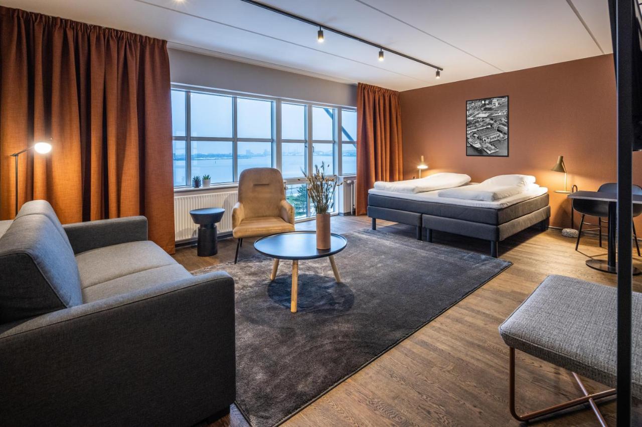 Pier 5 Hotel Олбор Екстериор снимка